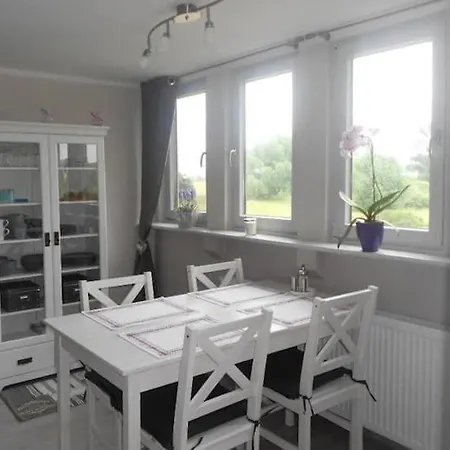 Apartment Schöne In Ruhiger Lage Bannemin